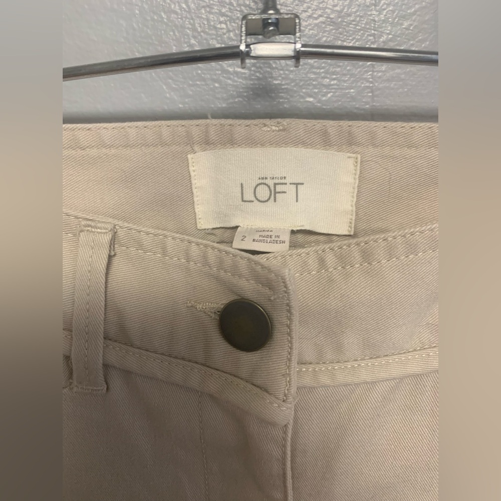 Loft Tan/Cream Trousers Size 2
